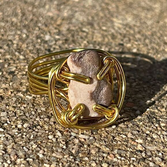 MOOKAITE JASPER WIREWRAPPED GEMSTONE CHUNKY RING - Picture 1 of 5